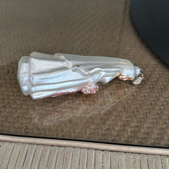 Vintage Glass Blown Blushing Bride wedding Christmas Ornament - Picture 7 of 7